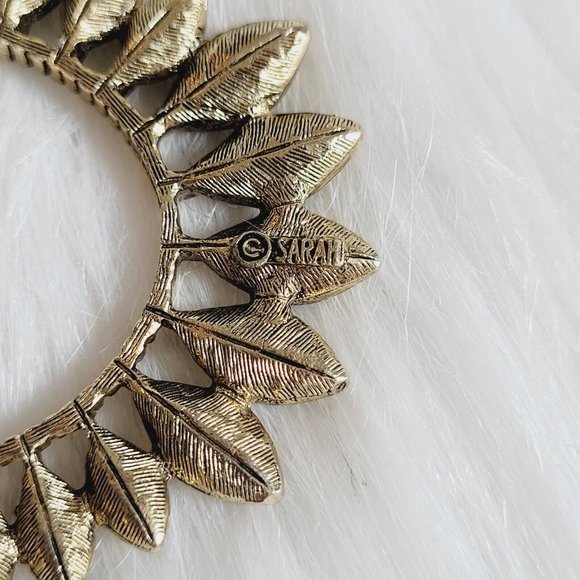 VIntage Sarah Coventry Aloha Pineapple Pendant Gold Tone Dangle Statement 15111 - Picture 2 of 7